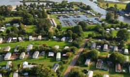 Vue aérienne du camping de Meerwijck aux Pays-Bas